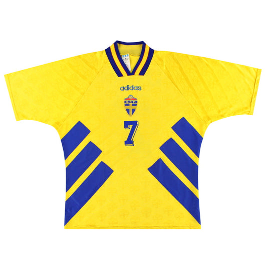 1994-96 Sweden adidas Home Shirt Larsson #7 L