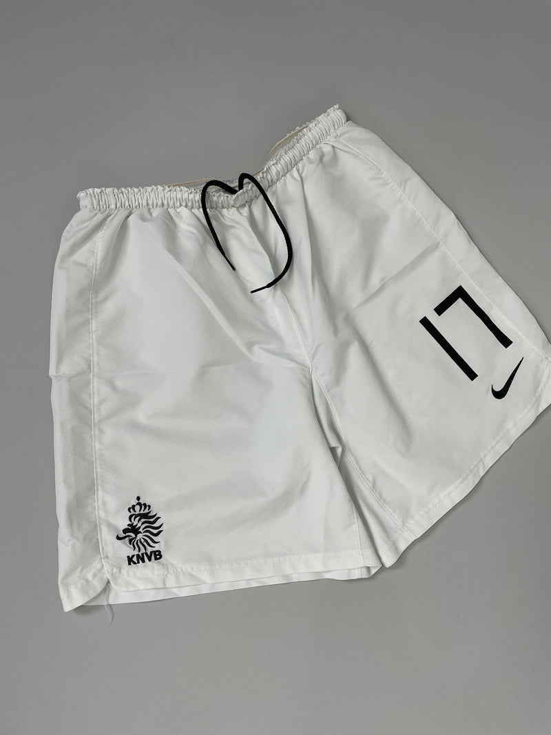2004/06 Netherlands #17 Away Shorts (M) Nike