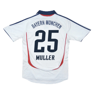 Bayern Munich 2006-08 Away Shirt (M) (Good) (Muller 25)_1