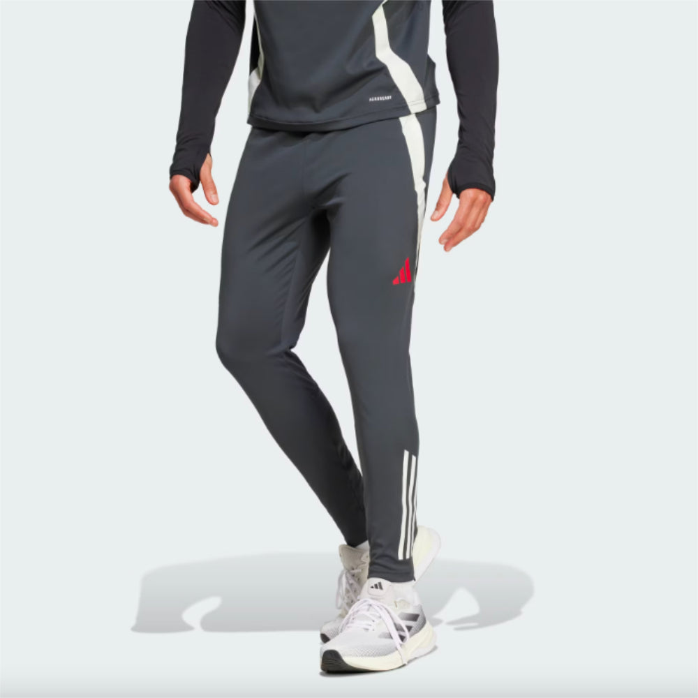 2024-2025 Man Utd EU Training Pants (Carbon)_0