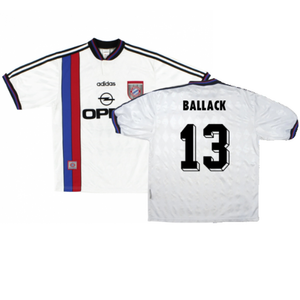 Bayern Munich 1996-98 Away Shirt (L) Strunz #8 (Fair) (Ballack 13)_0