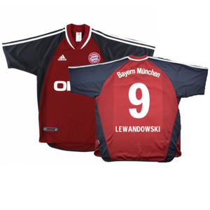 Bayern Munich 2001-02 Home Shirt (S) (Good) (Lewandowski 9)_0