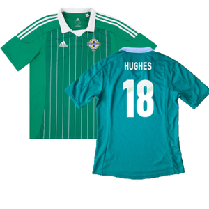 Northern Ireland 2012-13 Home Shirt (S) (Excellent) (Hughes 18)_0