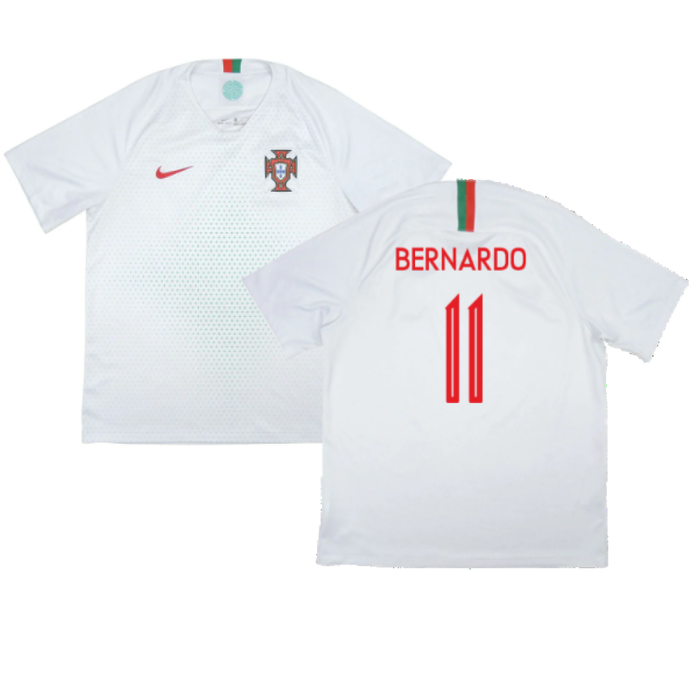 Portugal 2018-19 Away Shirt (L) (Bernardo 11) (Good)